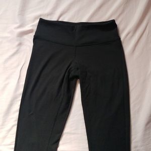 Black lululemon leggings